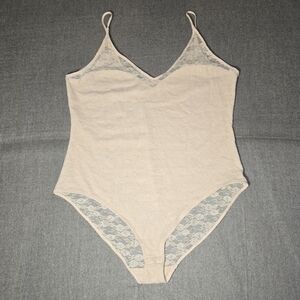 H&M Lace Trimmed Blush Bodysuit with Snaps L/XL